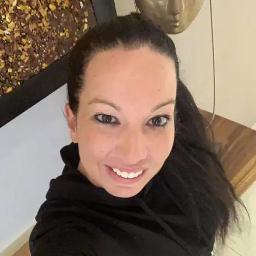 julialorio image 1